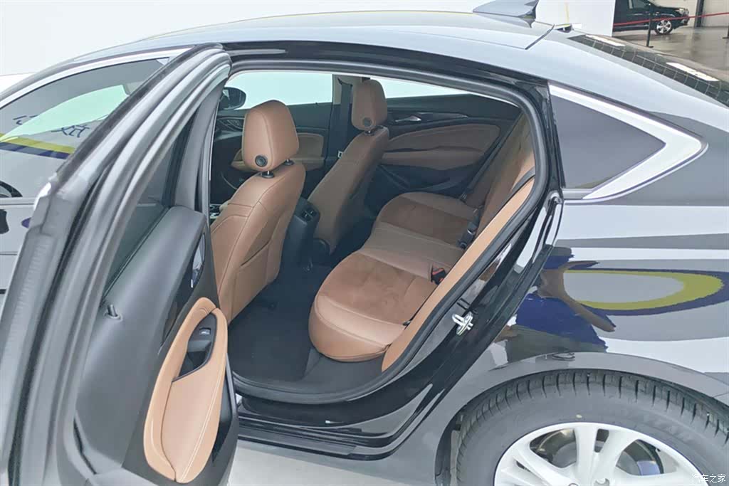 Buick Regal, 2022 11