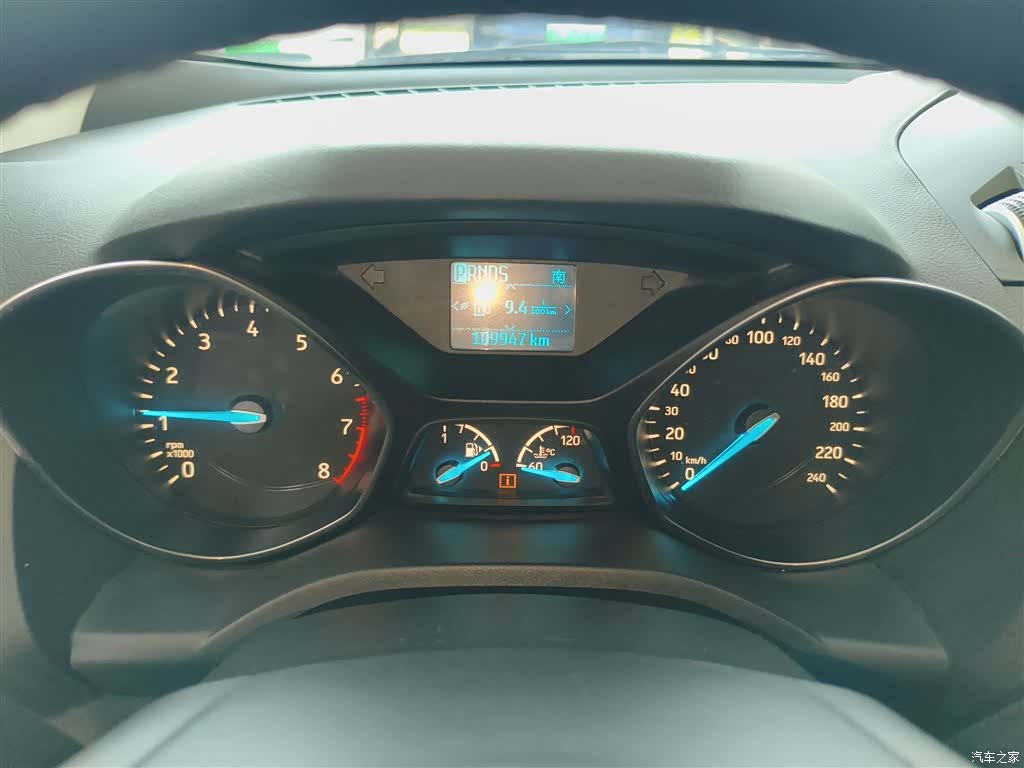 Ford Kuga, 2017 12