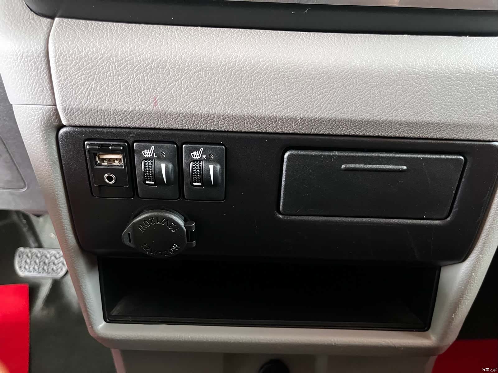Toyota Sienna, 2017 12