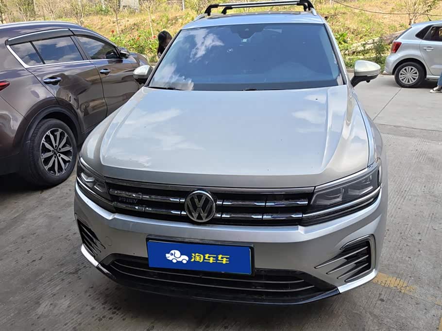Volkswagen Tiguan L