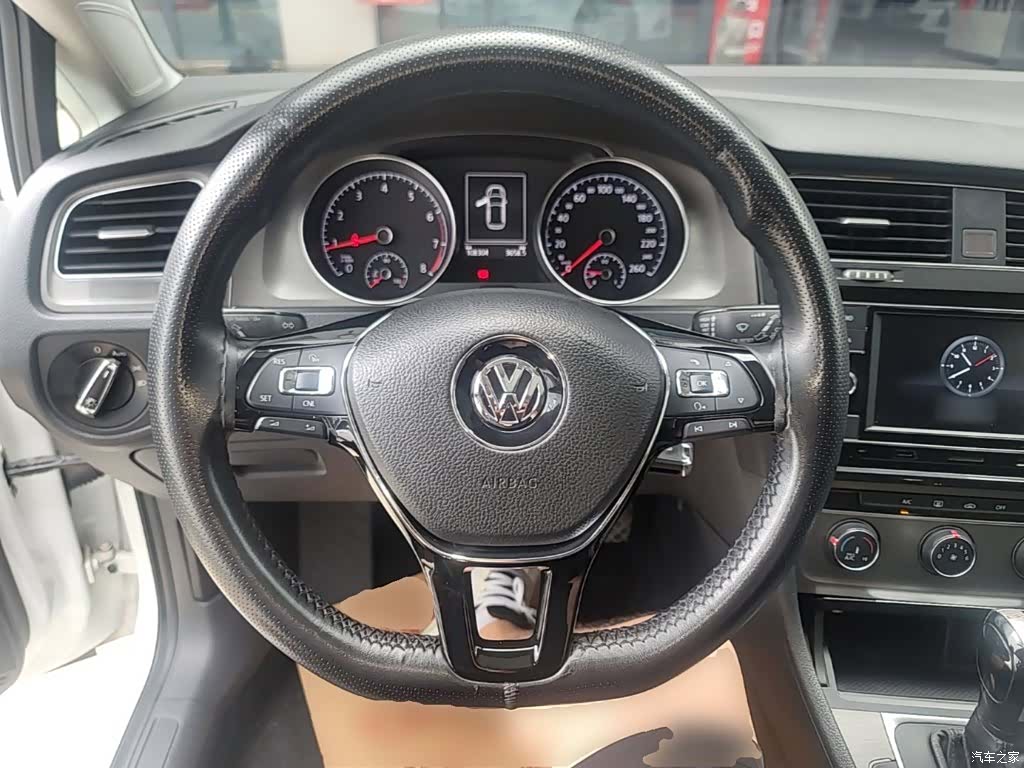 Volkswagen Golf, 2016 11