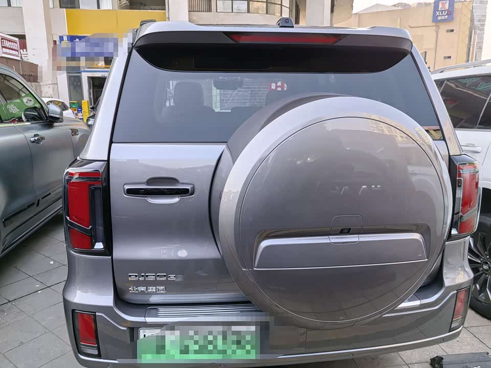 Beijing BJ60 Thunder