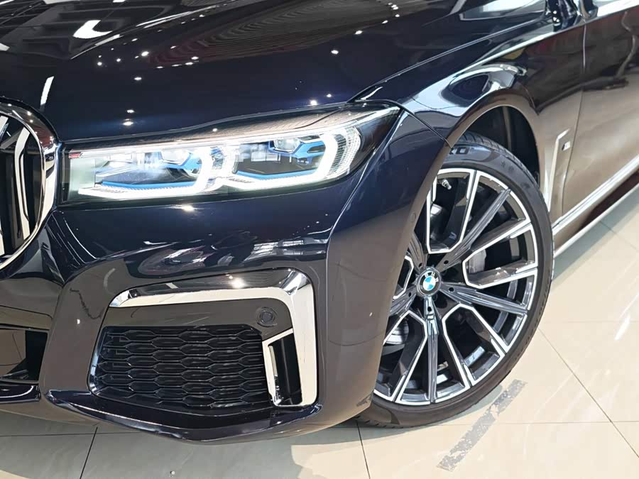 BMW 7-Series 2020, фото 6