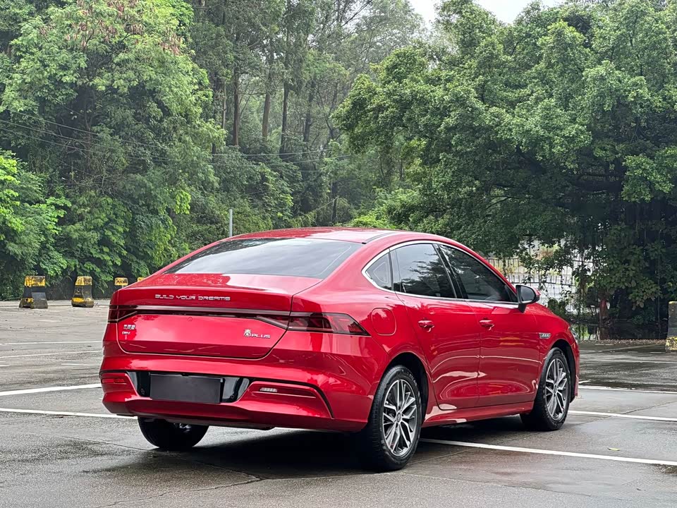 BYD Qin Yuan BYD Qin Yuan