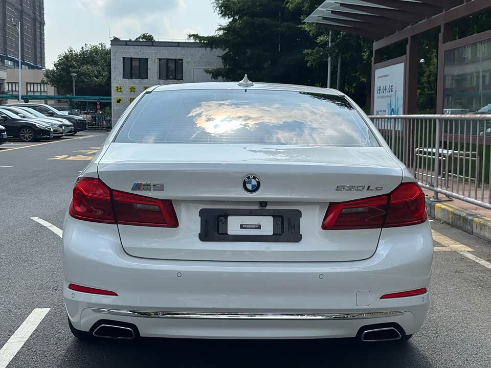 BMW 5 series BMW 5 series