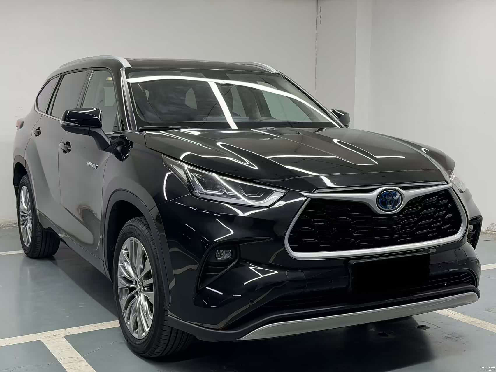 Toyota Highlander, 2024 1