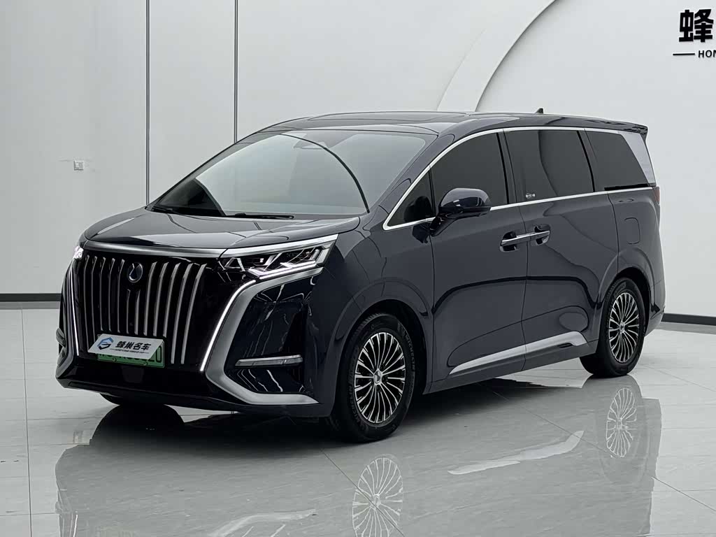 Denza D9 2022 EV 600 Flagship