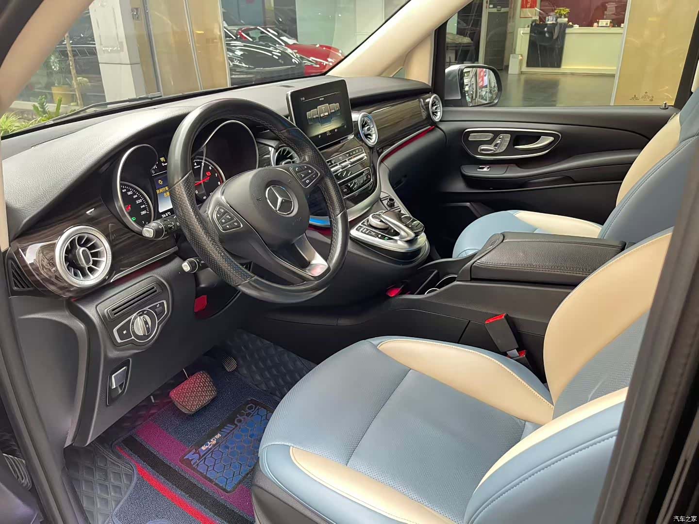 Mercedes-Benz V-Class, 2017 8