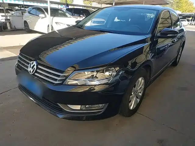 Volkswagen Passat 2016 — купить из Китая под заказ