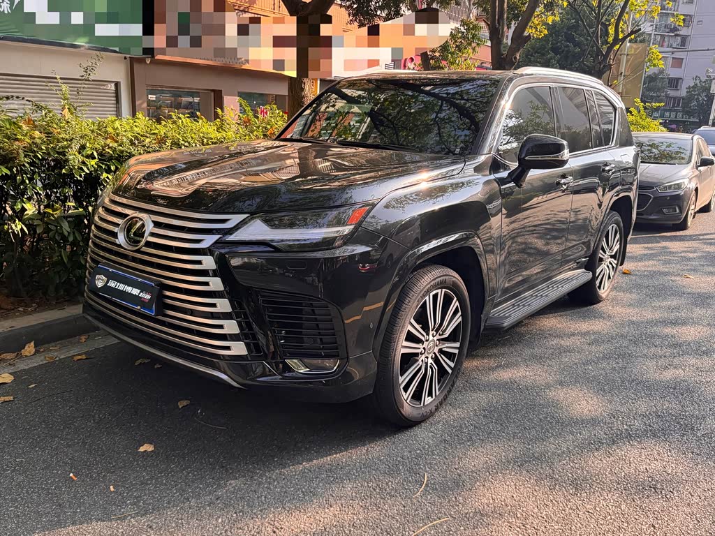 Lexus LX 2025 700h
