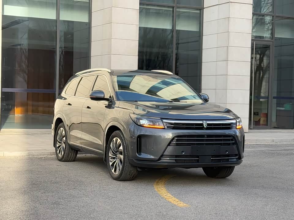 AITO Ask the world M7