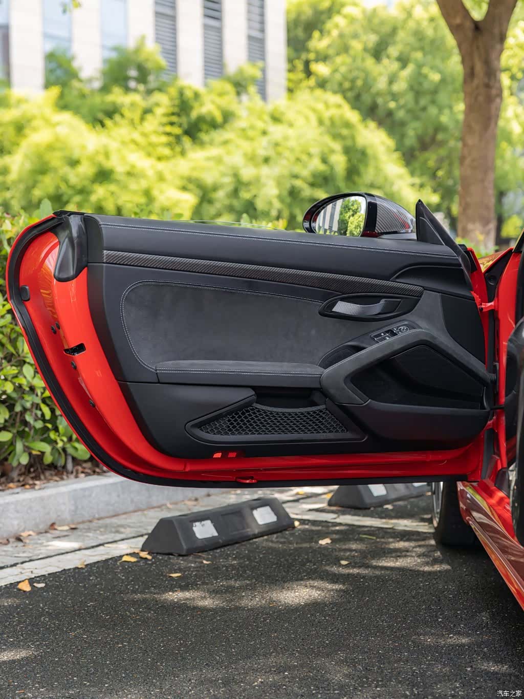 Porsche Cayman, 2024 17