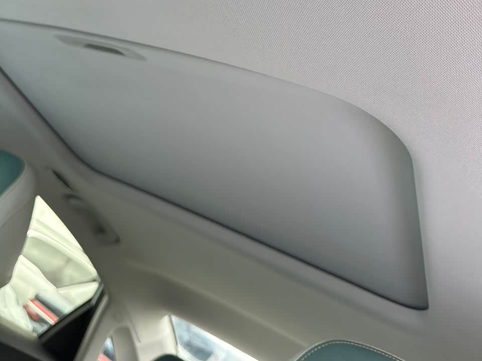 Geely Emgrand L HiP Geely Emgrand L HiP