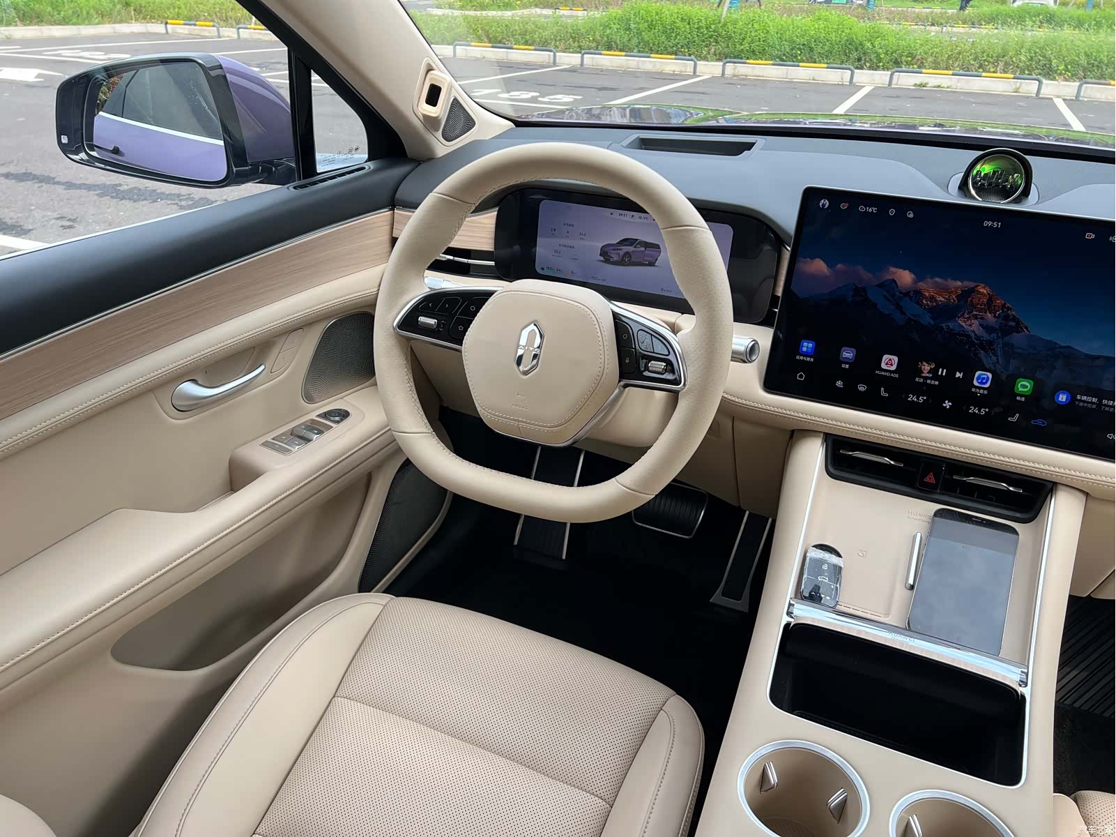 AITO M5, 2025 10