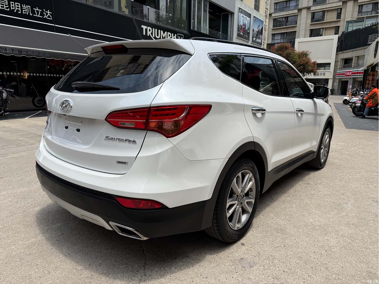 Hyundai Santa Fe, 2015 все фото