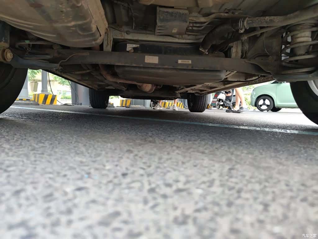 Wuling 560, 2017 25