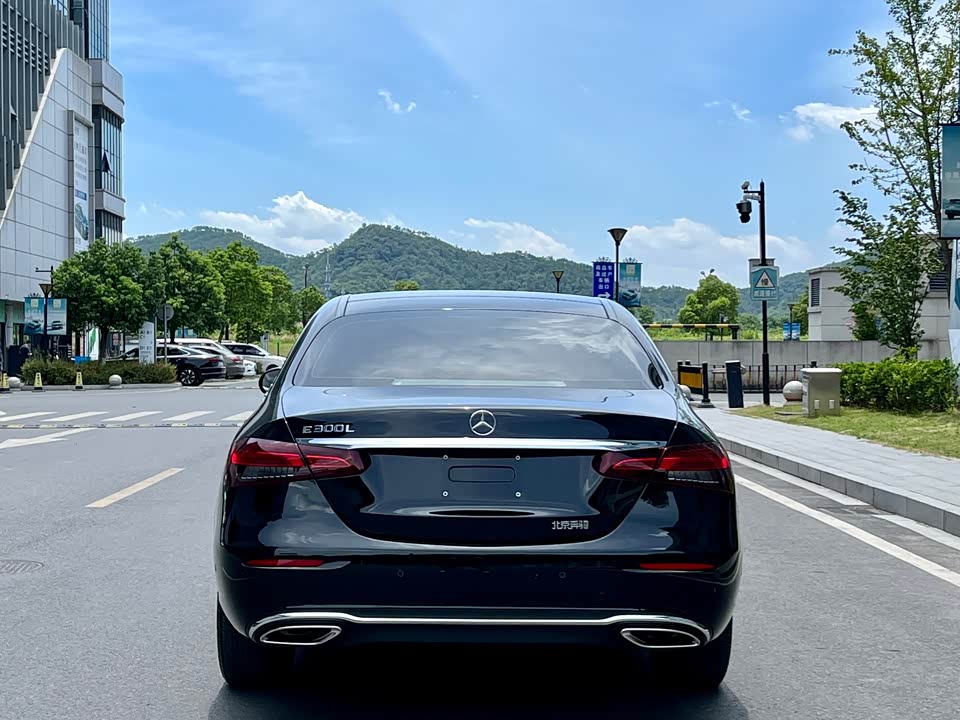Mercedes-Benz E-class Mercedes-Benz E-class