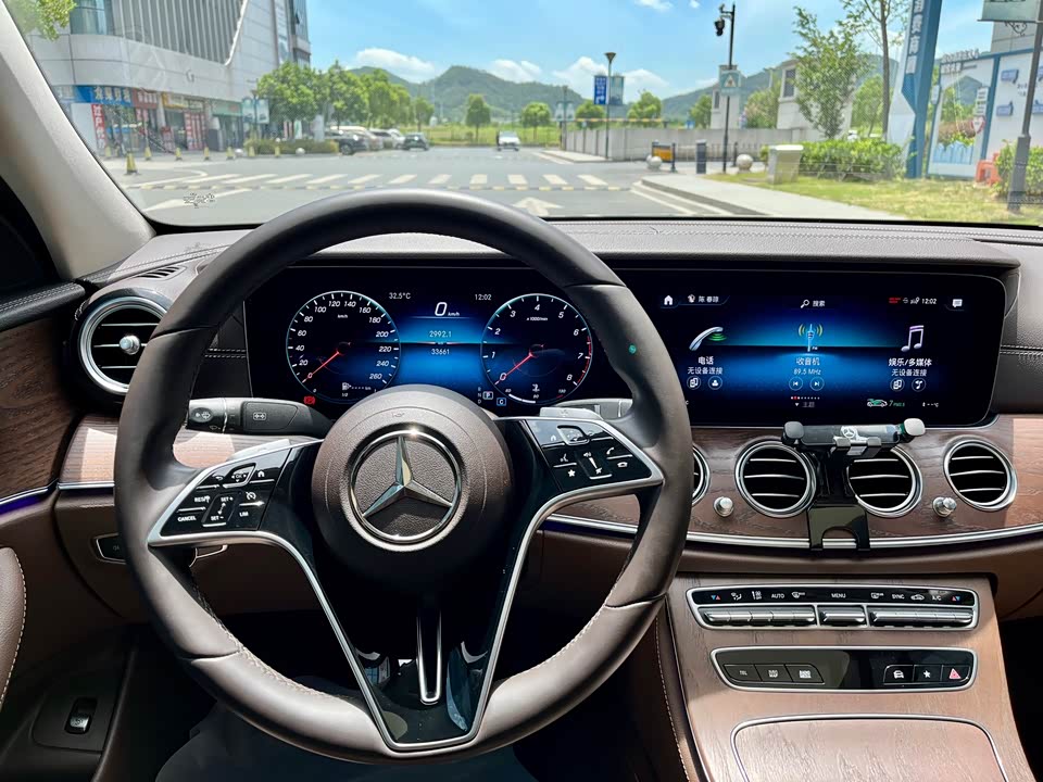 Mercedes-Benz E-class Mercedes-Benz E-class