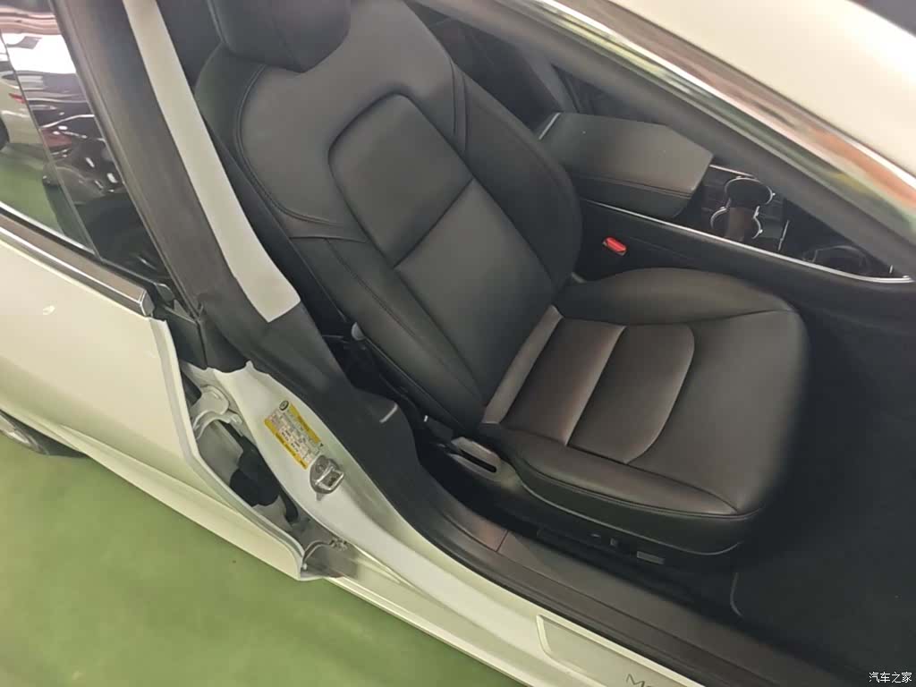 Tesla Model 3, 2019 25