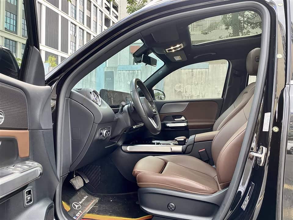 Mercedes-Benz GLB Mercedes-Benz GLB