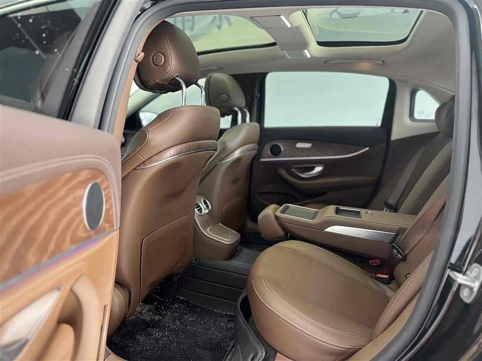 Mercedes-Benz E-class Mercedes-Benz E-class