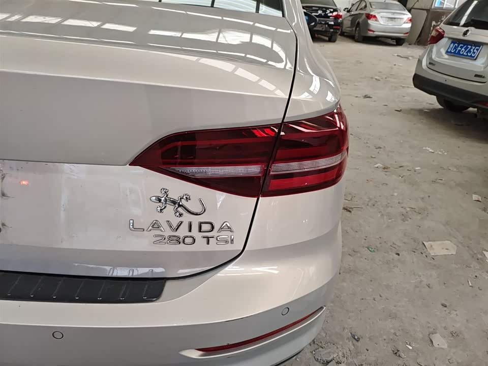 Volkswagen Lavida