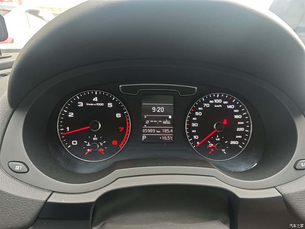 Audi Q3, 2018 12