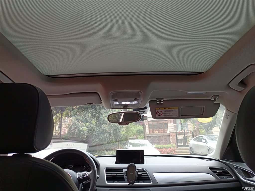 Audi Q3, 2015 9
