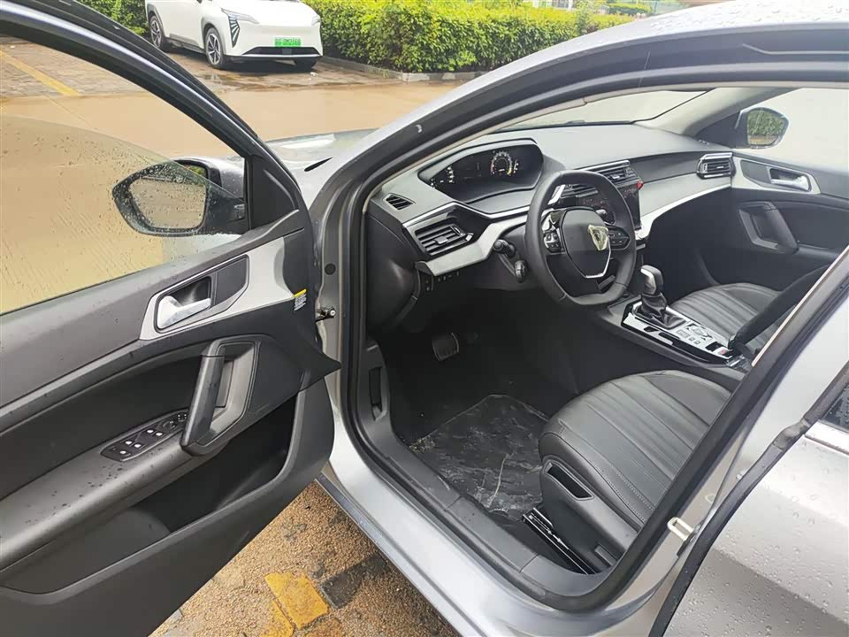 Peugeot 408 Peugeot 408