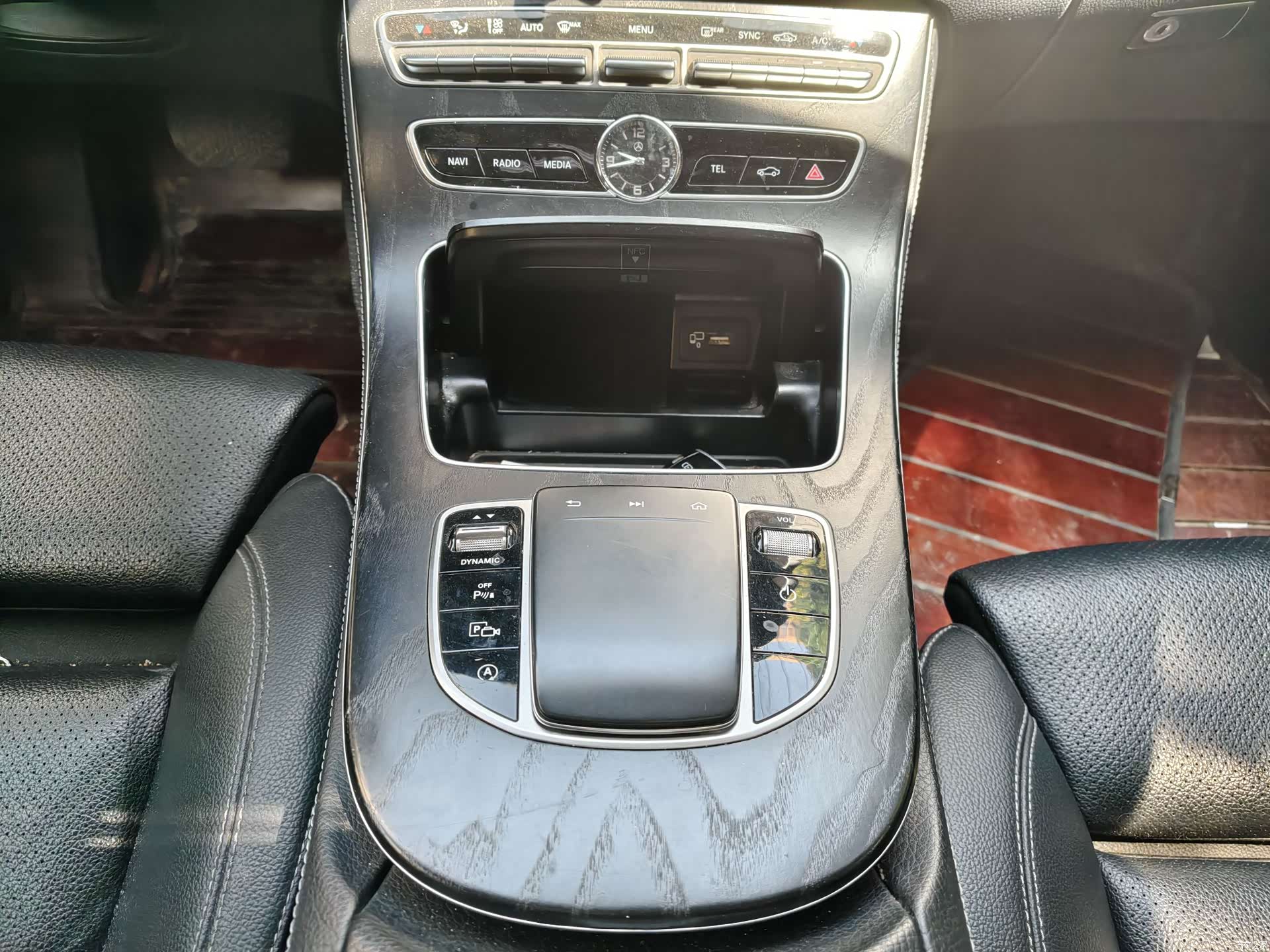 Mercedes-Benz E-Class, 2019 28