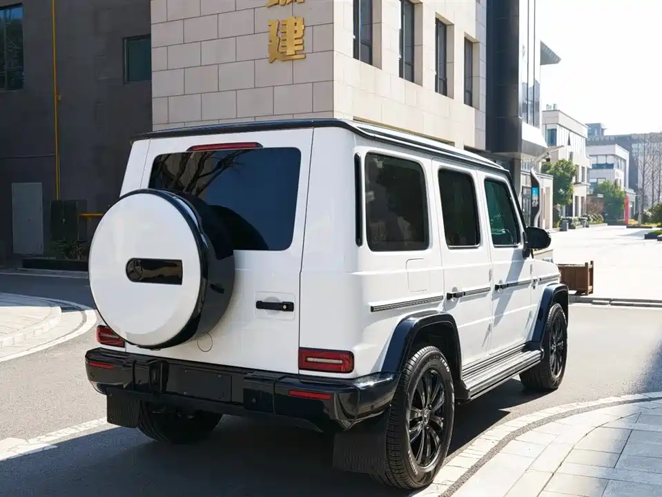 Mercedes-Benz G-class