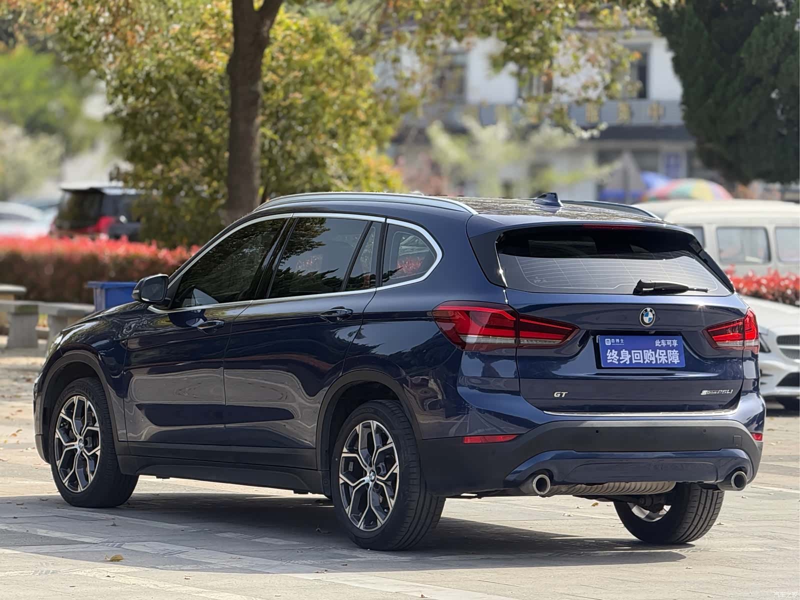 BMW X1, 2020 все фото