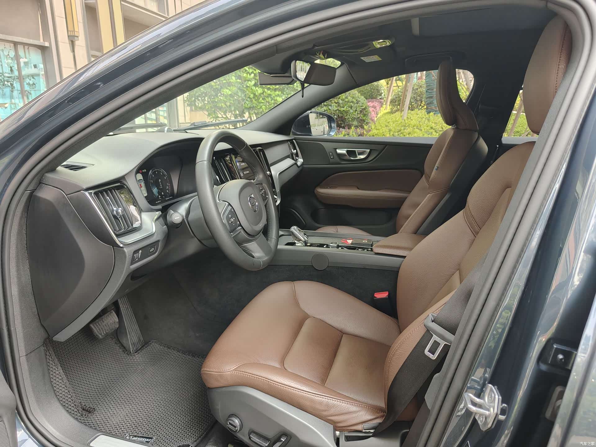 Volvo S60, 2022 7