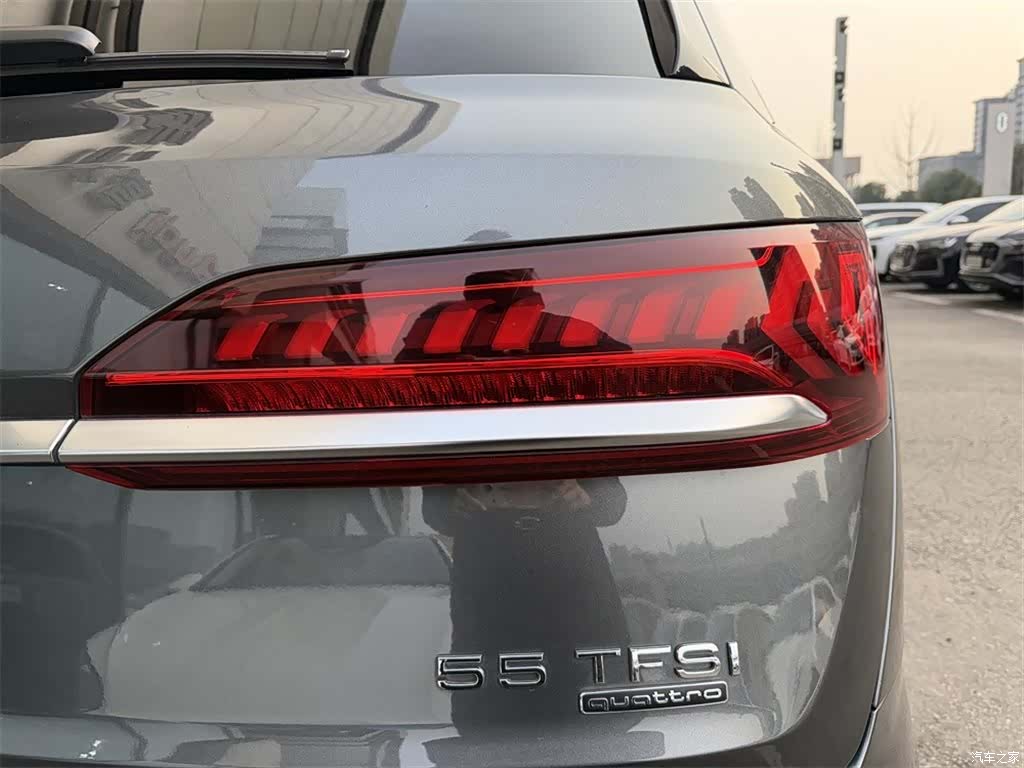 Audi Q7, 2023 12