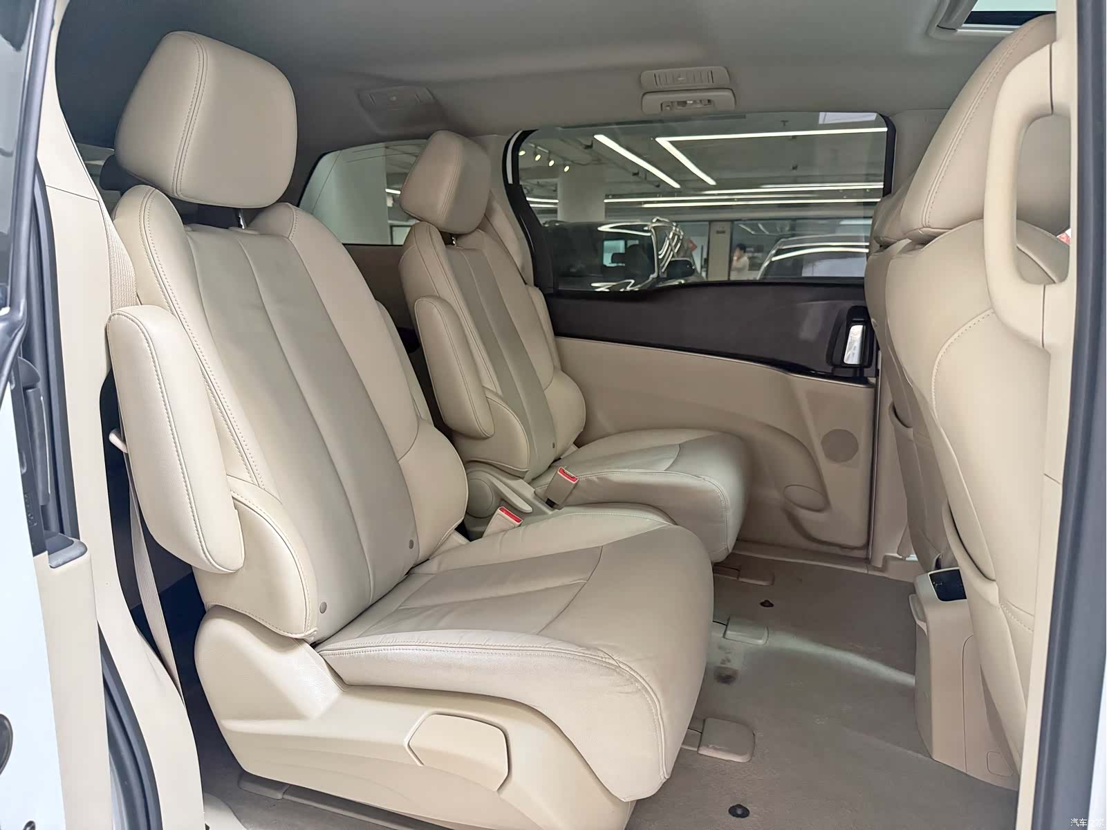 Buick GL8, 2019 10