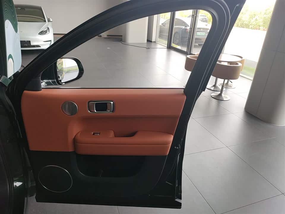 Li Auto Ideal L6