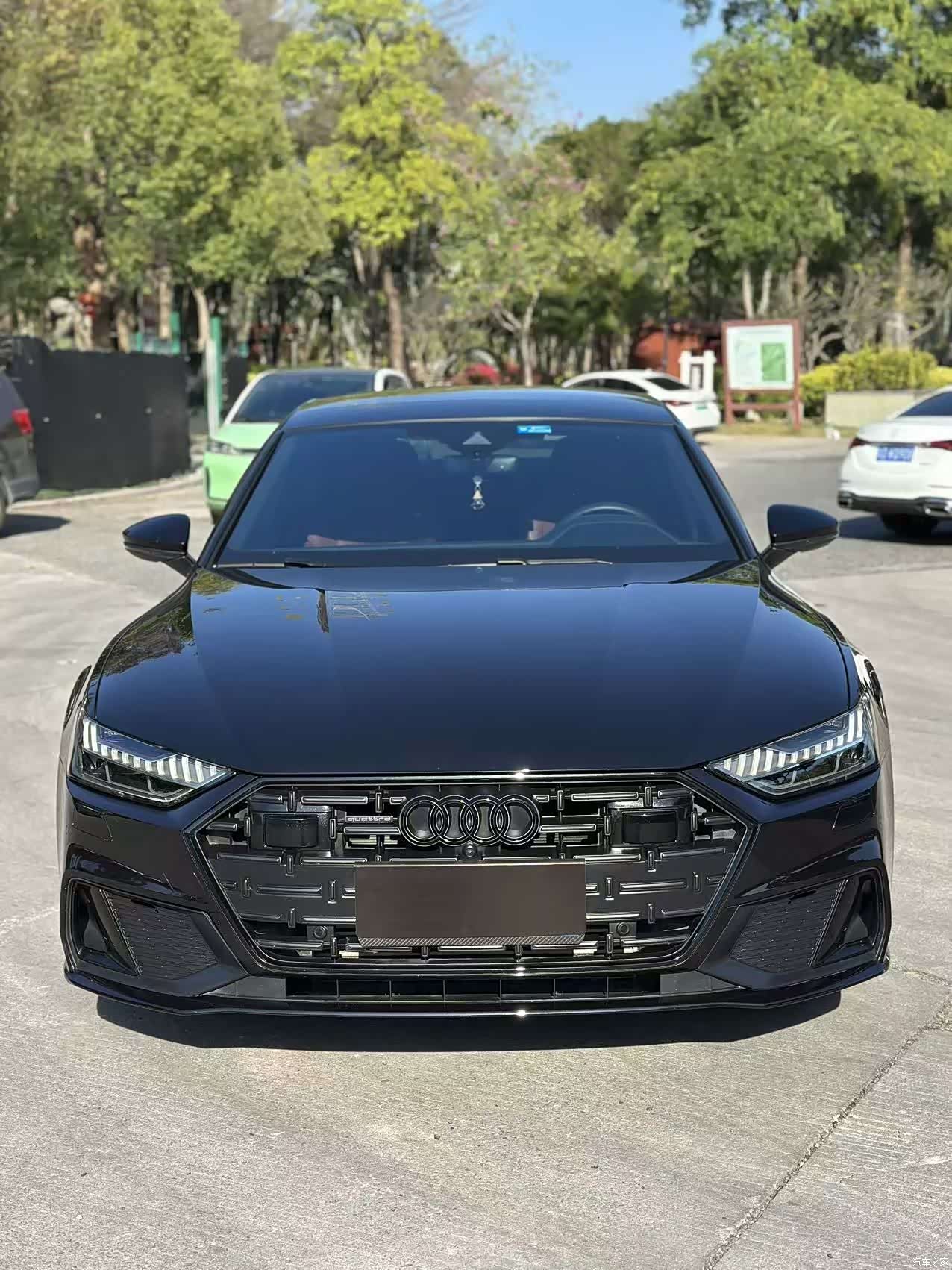 Audi A7L, 2023 2