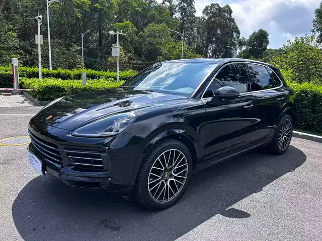 Porsche Cayenne 2023 — купить из Китая под заказ