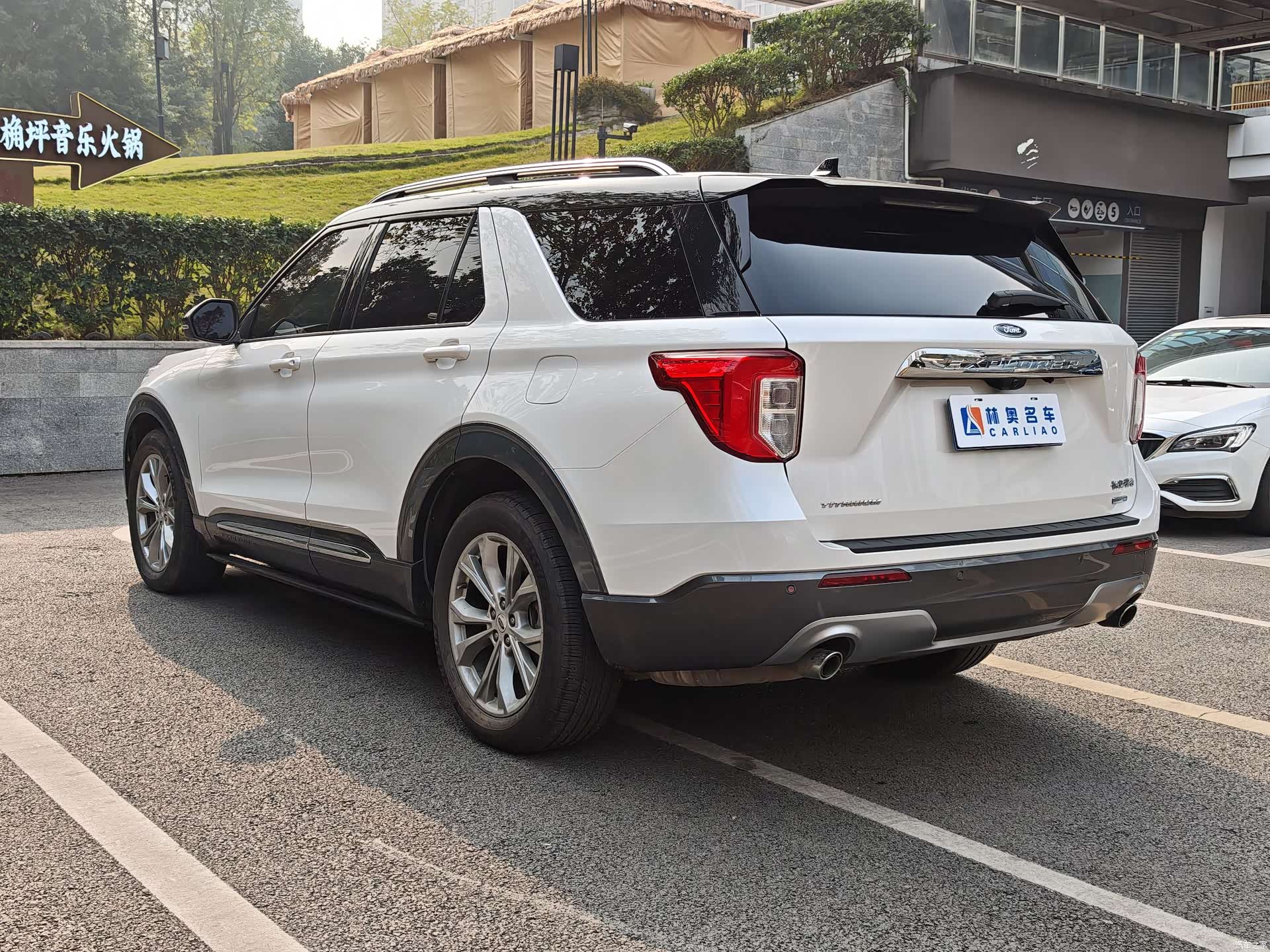 Ford Explorer, 2021 все фото
