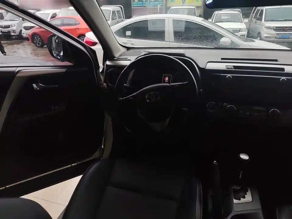 Toyota RAV4 Rongfang