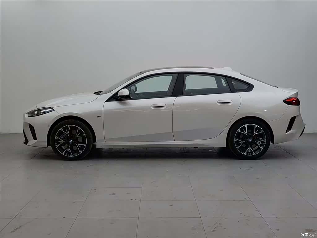 BMW 2 Series, 2025 3
