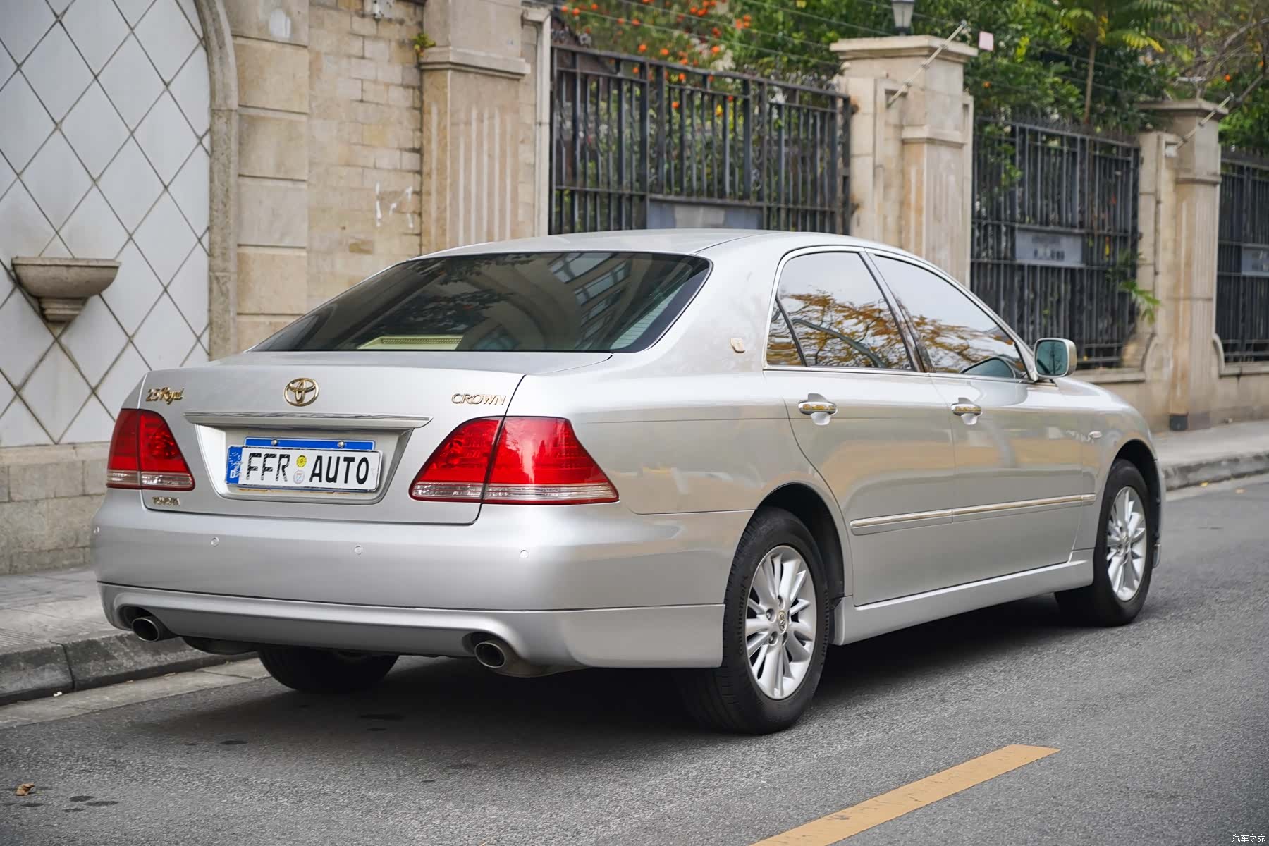 Toyota Crown, 2007 все фото
