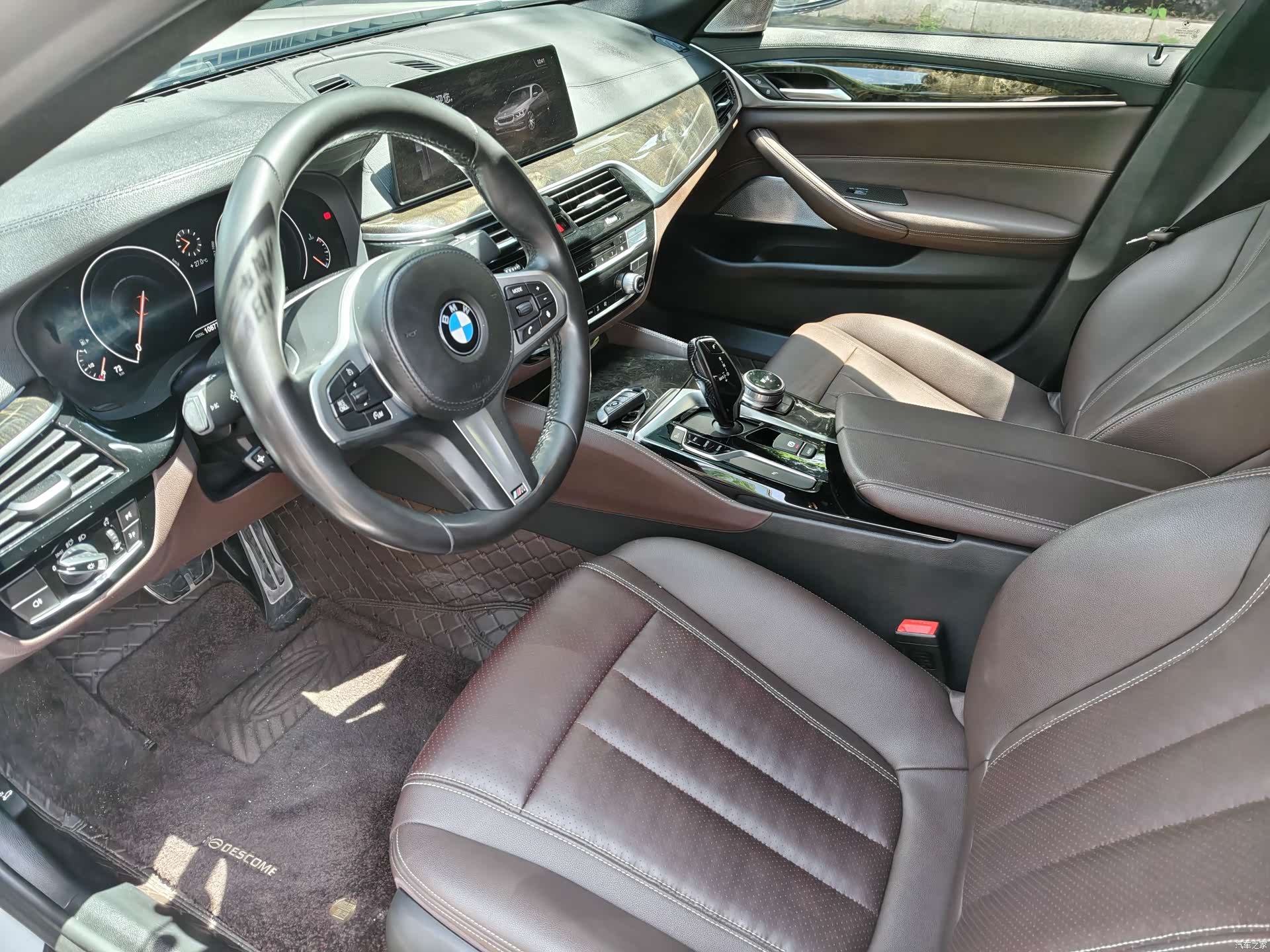 BMW 5 Series, 2019 24