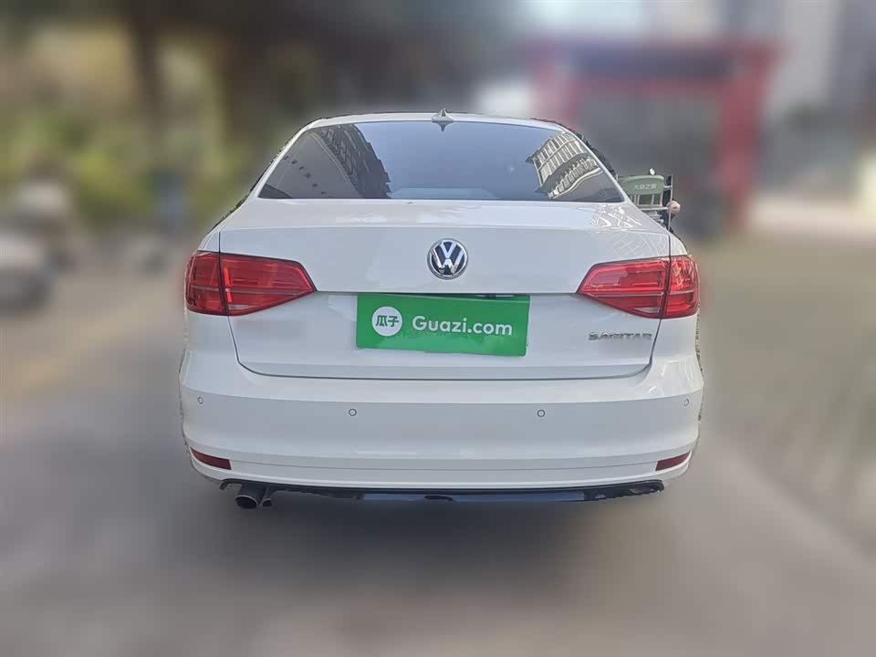 Volkswagen Sagitar