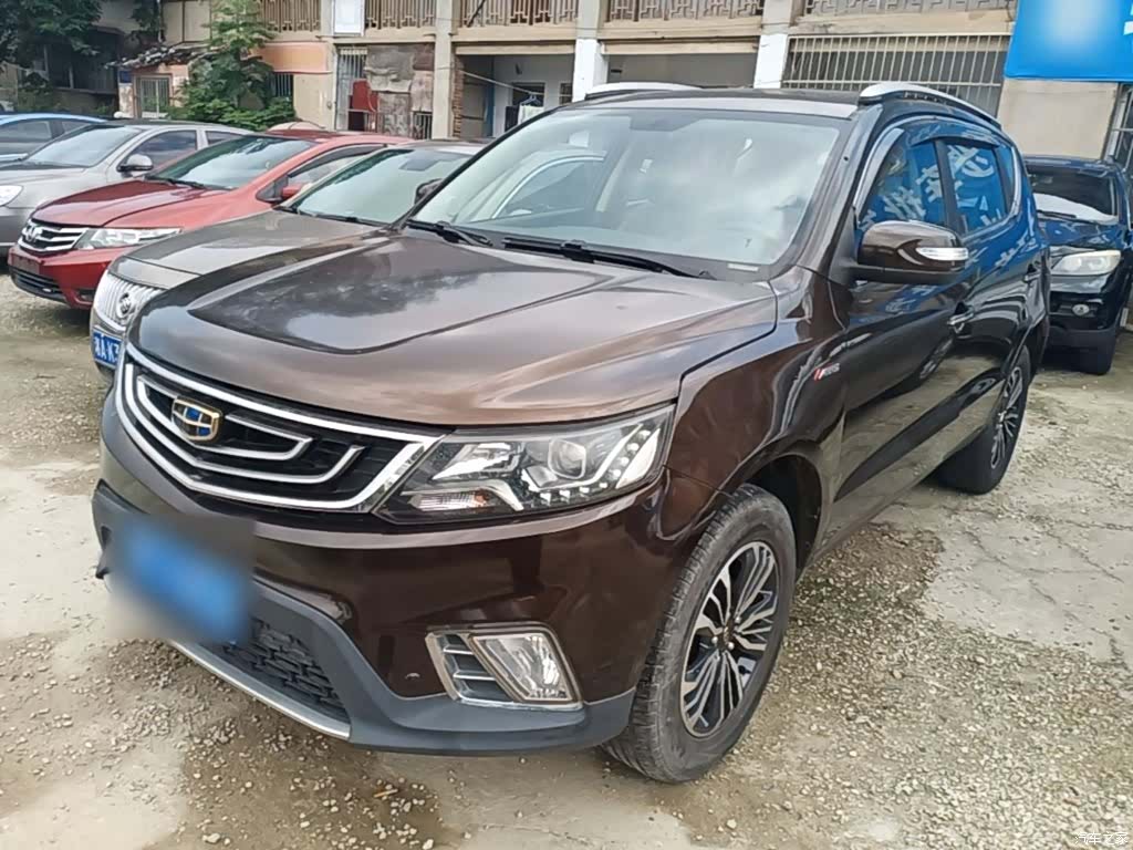 Geely X6, 2017 1