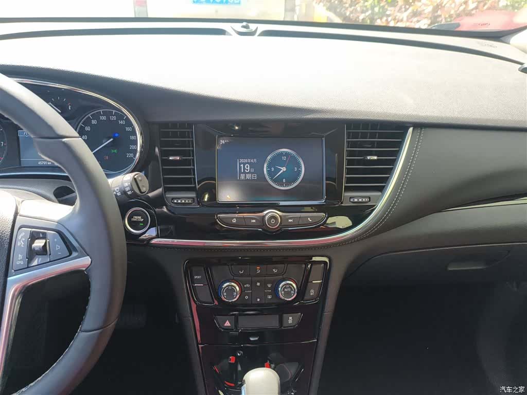 Buick Encore, 2018 6