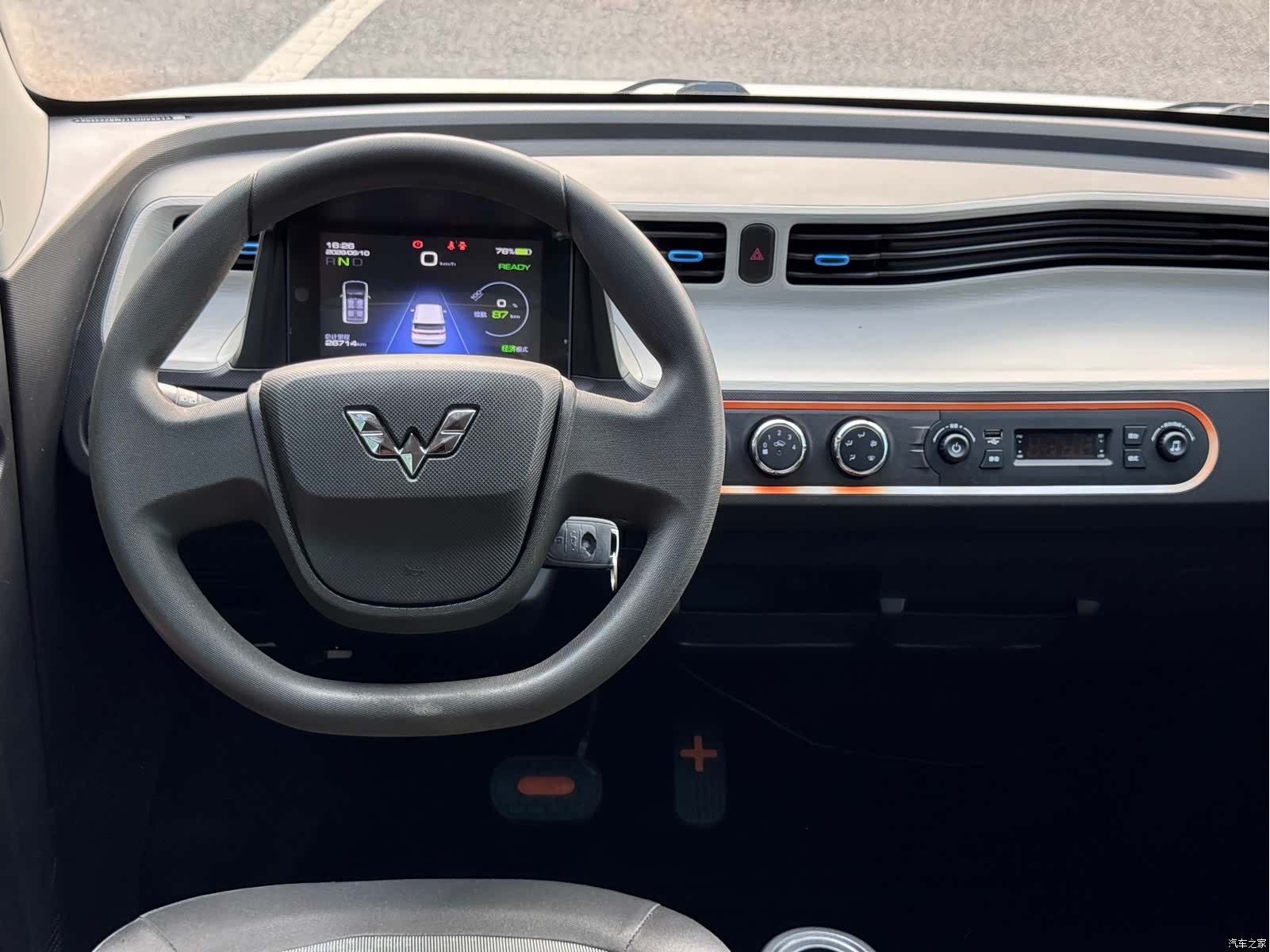 Wuling MINIEV, 2021 4