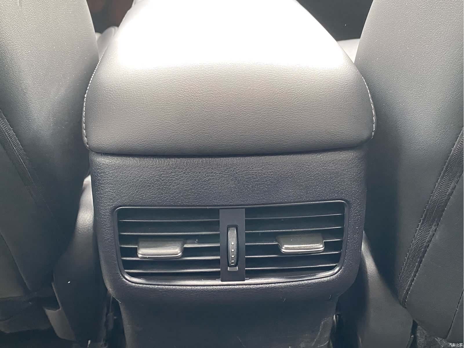 Mazda Mazda3, 2020 11