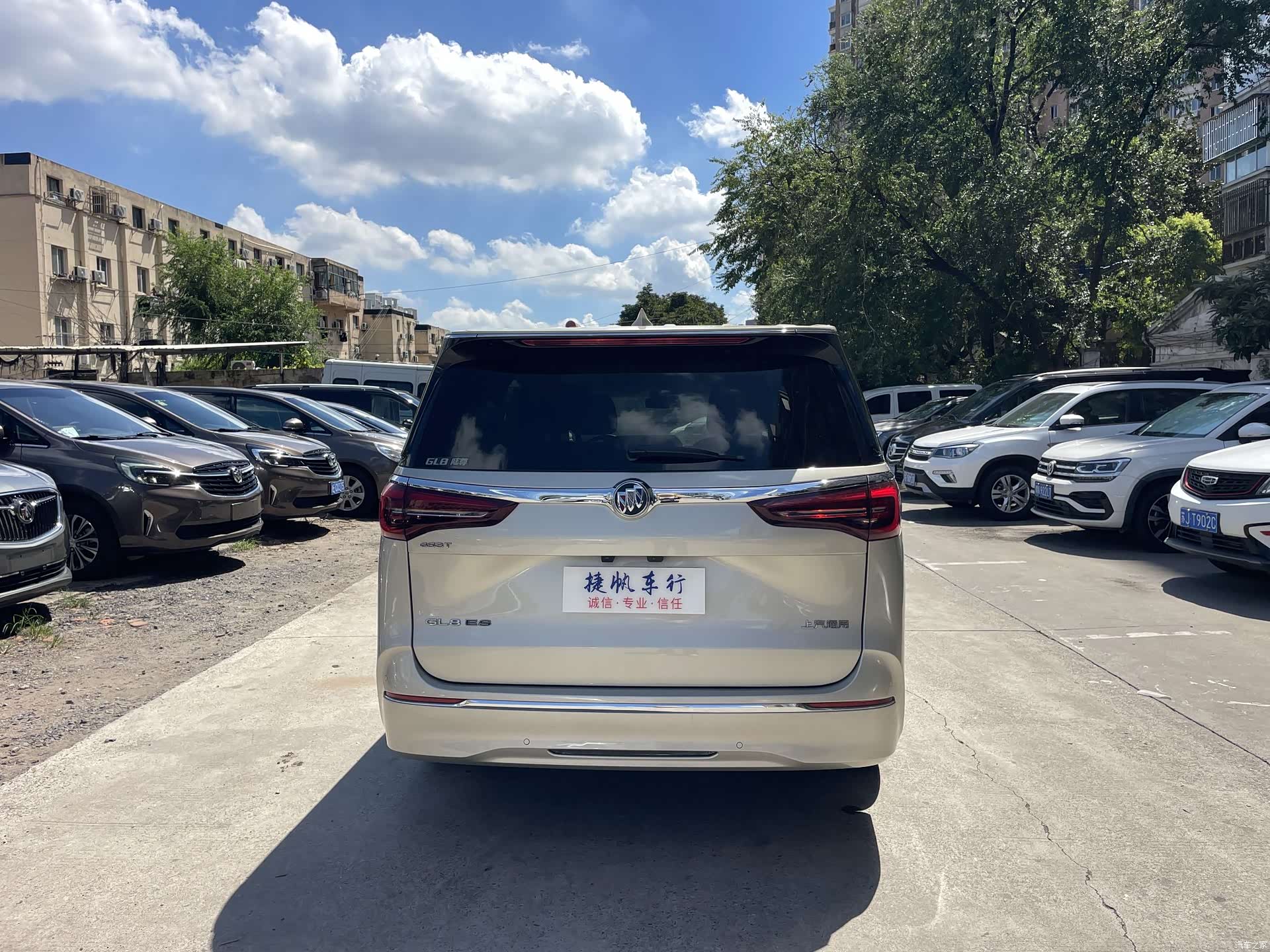 Buick GL8, 2020 все фото