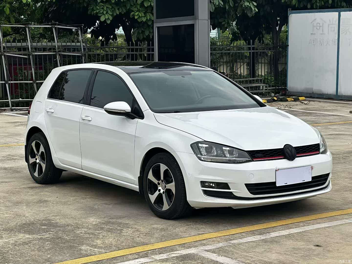 Volkswagen Golf, 2014 3